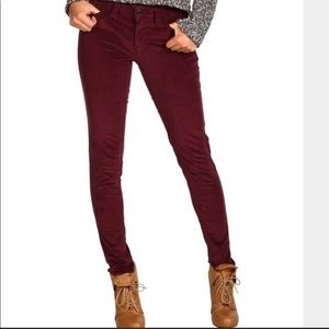 Levi’s 535 Corduroy Leggings